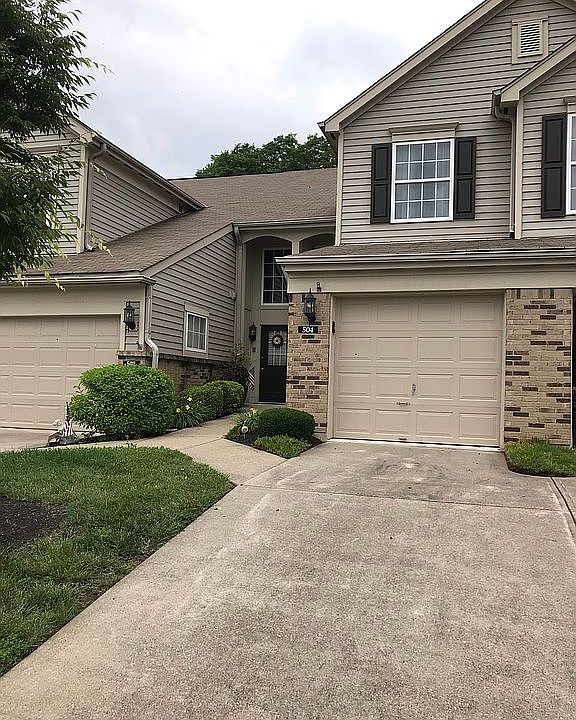 2nd image of 504 Monterey Ln