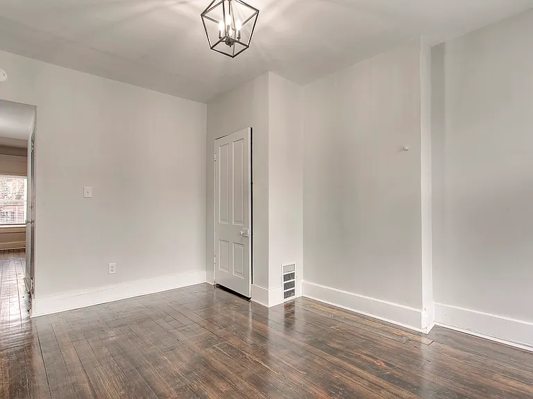 511 Sanford St #2 — Photo 2