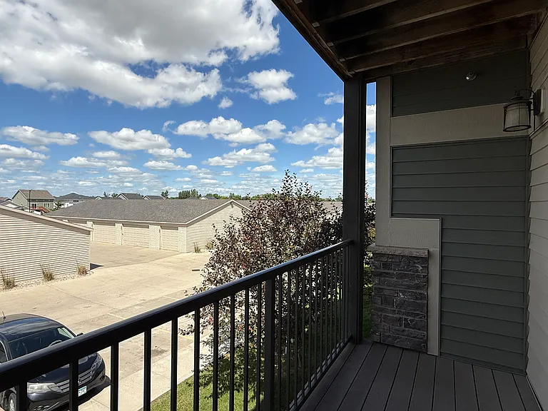 Aspen Trail Apartments — Photo 26