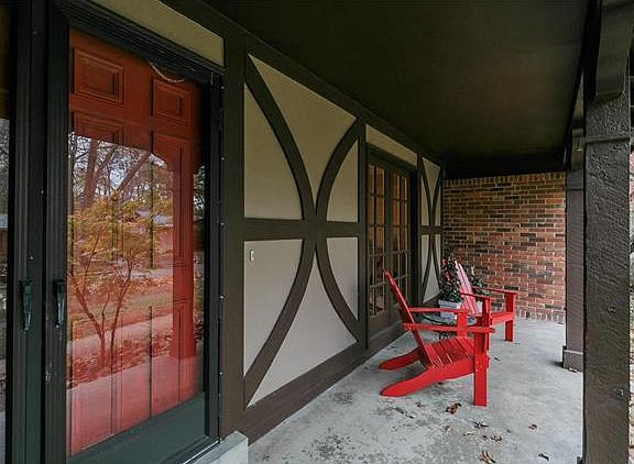 3rd image of 12960 Lampadaire Dr