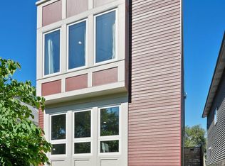 1632 N Saint Louis Ave, Chicago, IL 60647