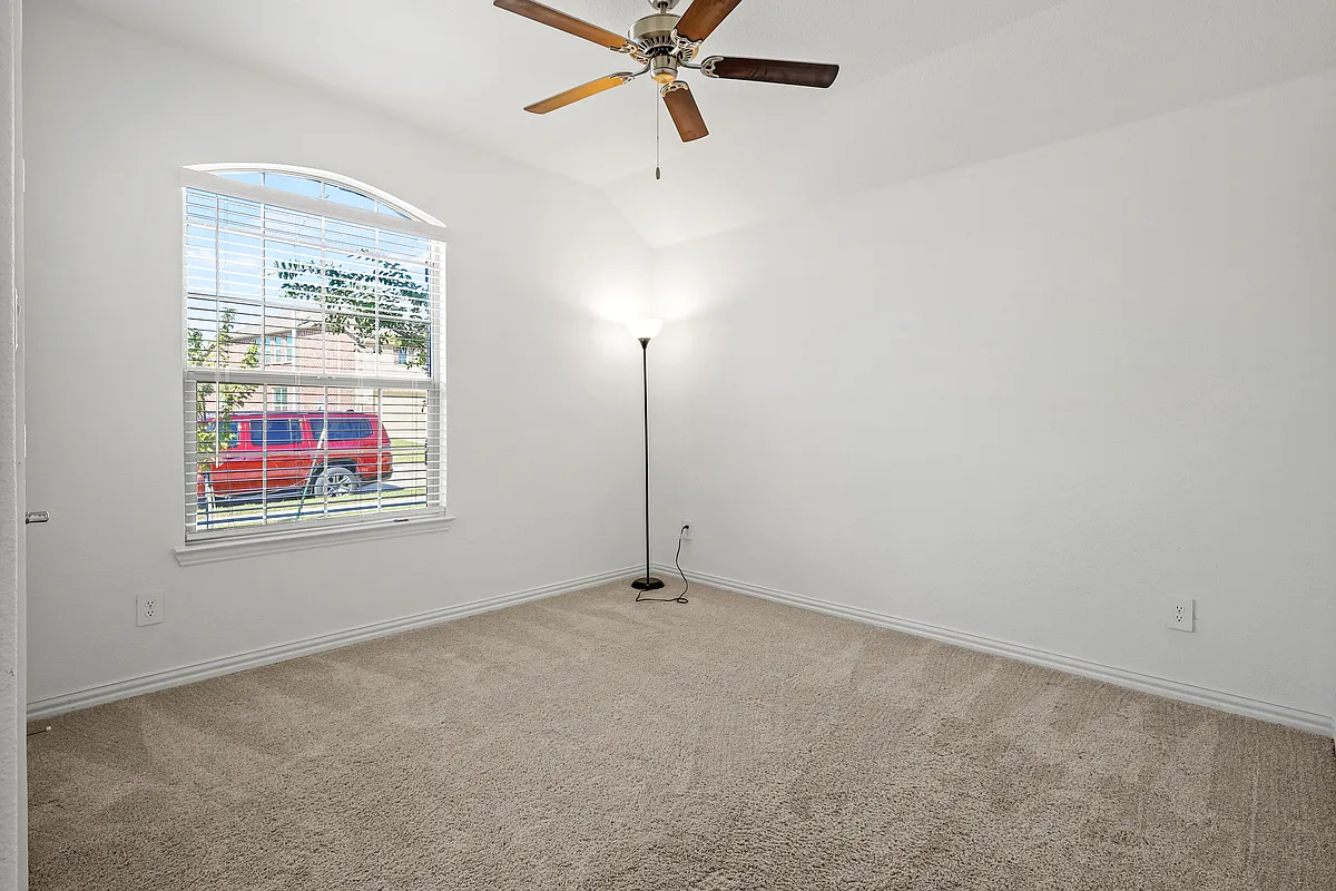 Building Photo - 14620 Little Water Dr
