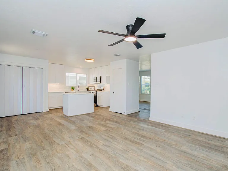 6117 Settlers Square Ln — Photo 25