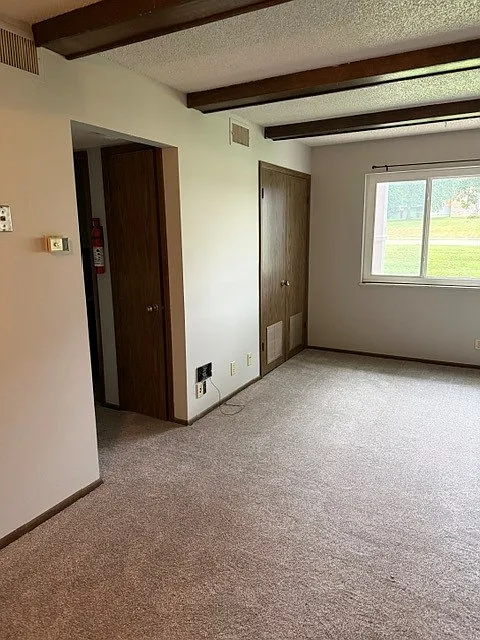 2020 Cedar Street - 6 — Photo 2