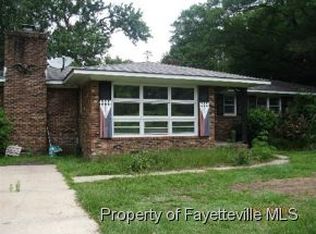2071 Poplar Dr, Fayetteville, NC 28304