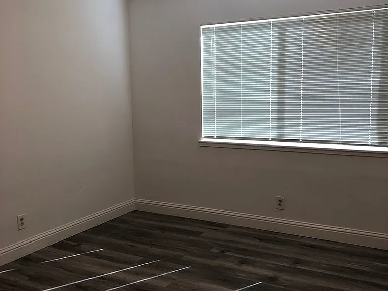 3228 Fairview Ct — Photo 17