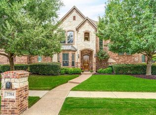 7704 Grace Dr, North Richland Hills, TX 76182