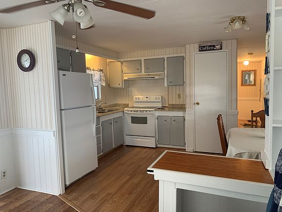 4th image of 29 Pelican Dr