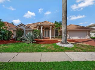 10625 Maple Chase Dr, Boca Raton, FL 33498