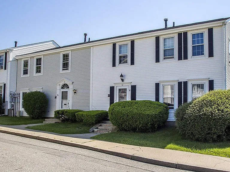 NAVSTA Newport Family Homes — Photo 27