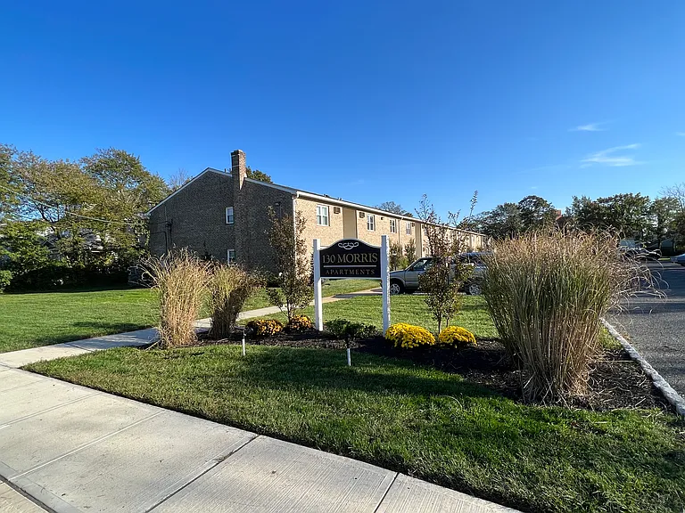 130 Morris Ave #10 — Photo 14