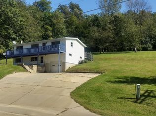 2728 College Dr, Decorah, IA 52101