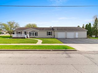 111 E National Ave, Brillion, WI 54110