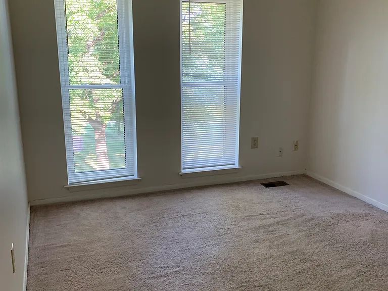5661 Lightspun Ln — Photo 14