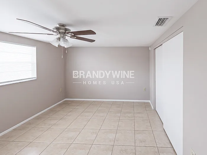 7815 Treasure Pointe Dr — Photo 19