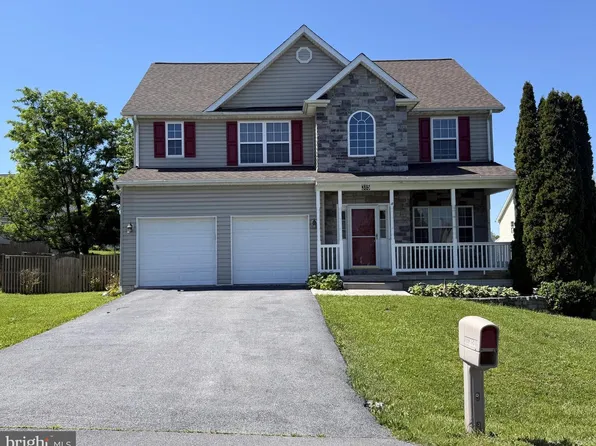 385 Thayers Gull Dr, Martinsburg, WV 25405