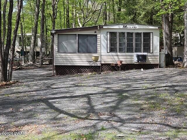 1st image of 105 Pheasant Ln