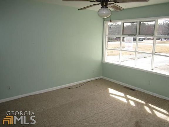 2nd image of 7264 Park Dr