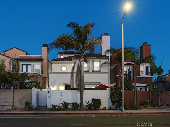 304 Goldenwest St, Huntington Beach, CA 92648