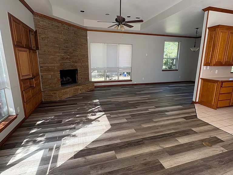 1716 FM 407 — Photo 13
