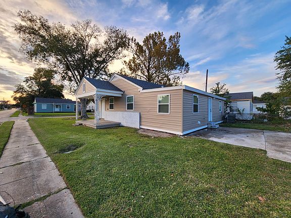 3rd image of 1433 Grein Ave