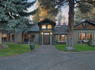 69019 Holmes Rd, Sisters, OR 97759