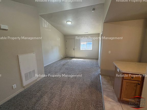 3rd image of 172 Stockham Blvd APT D