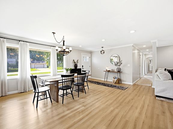 4th image of 6058 Lora Ln