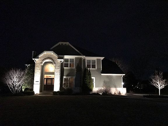 2nd image of 5615 S Berkshire Ct