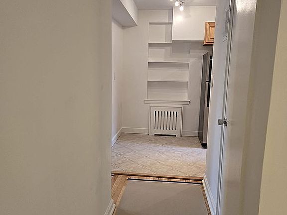 5th image of 64-48 Booth St #4D