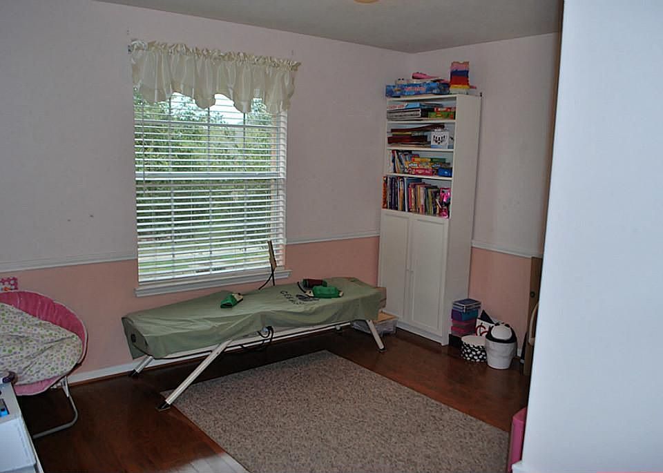 1st image of 2202 Brushmeade Ln