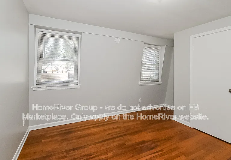 4878 Fernbrook Dr — Photo 10