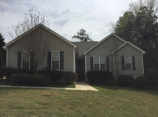 142 Heathwood Dr, Macon, GA