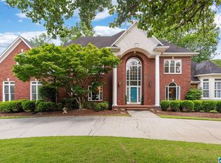 2100 Southwinds Cir, Birmingham, AL 35244