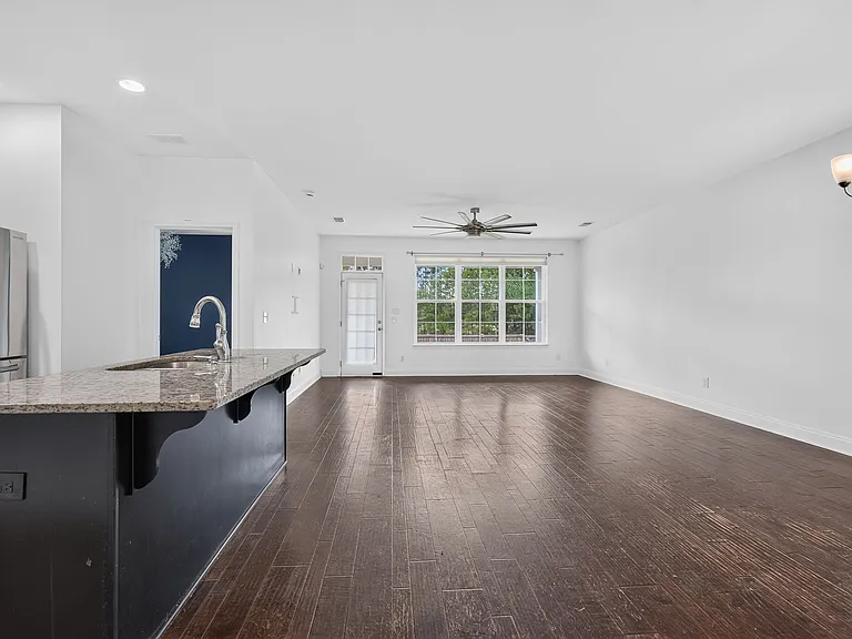 251 Palmetto Walk Dr — Photo 19