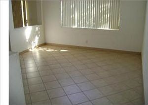 3rd image of 941 Blossomcreek Ln