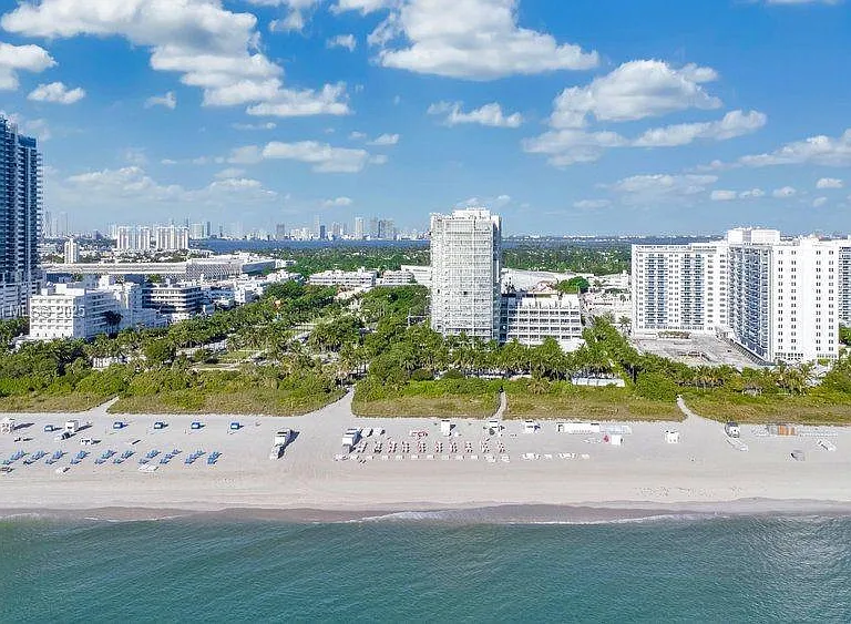 2201 Collins Ave #628 — Photo 21