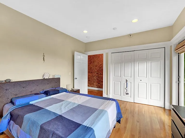 292 Western Ave #1 — Photo 11