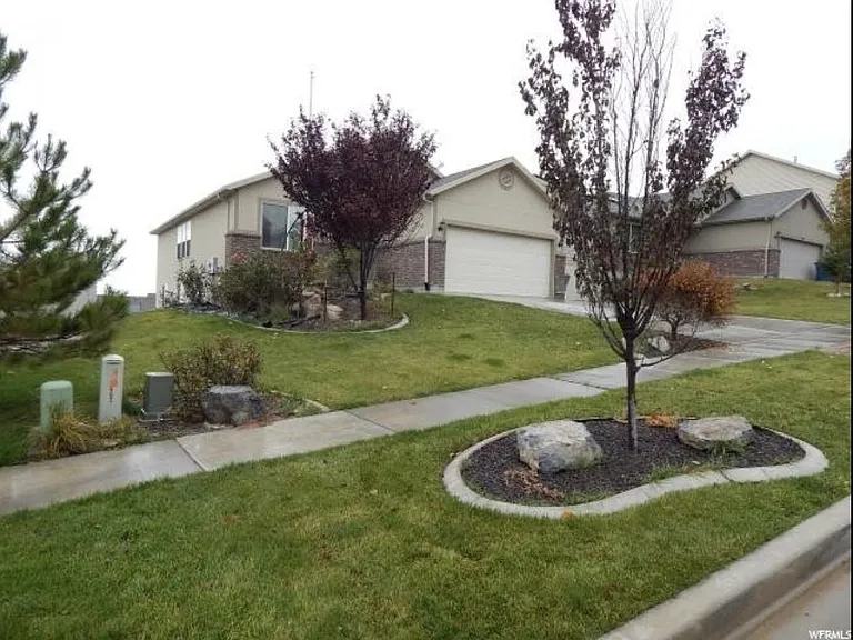 3534 S White Tail Trl — Photo 1