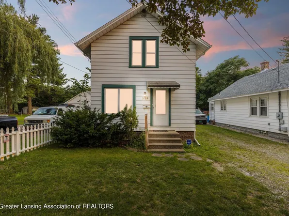 218 Paris Ave, Lansing, MI 48910