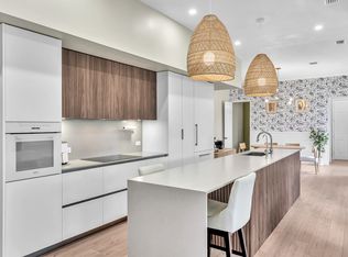 8289 NW 38th St, Cooper City, FL 33024