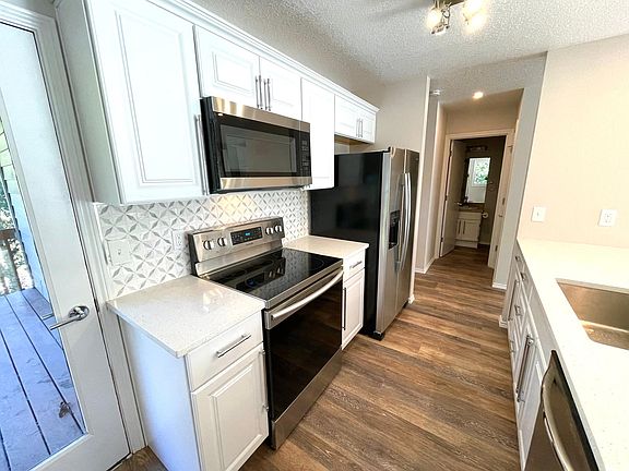 Stainless Appliances
