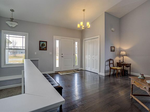 4th image of 2605 Running Deer Dr