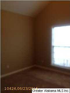3rd image of 210 Saratoga Ln