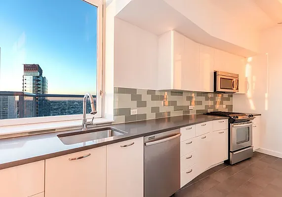 Rented by Dalan Rentals | media 32