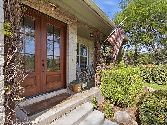 4th image of 108 Quarry Crest Cir