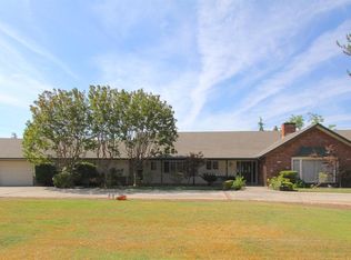 2461 W Menlo Ave, Fresno, CA