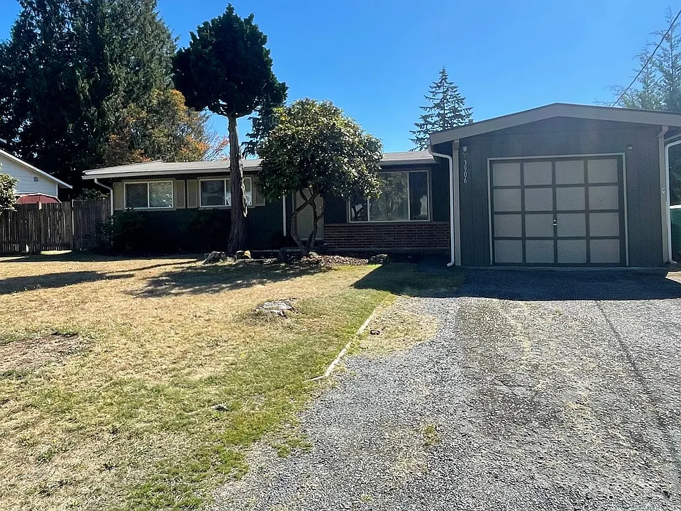 3906 176th Pl SW