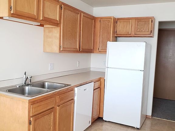 3rd image of 1113 N Western Ave #1115-D