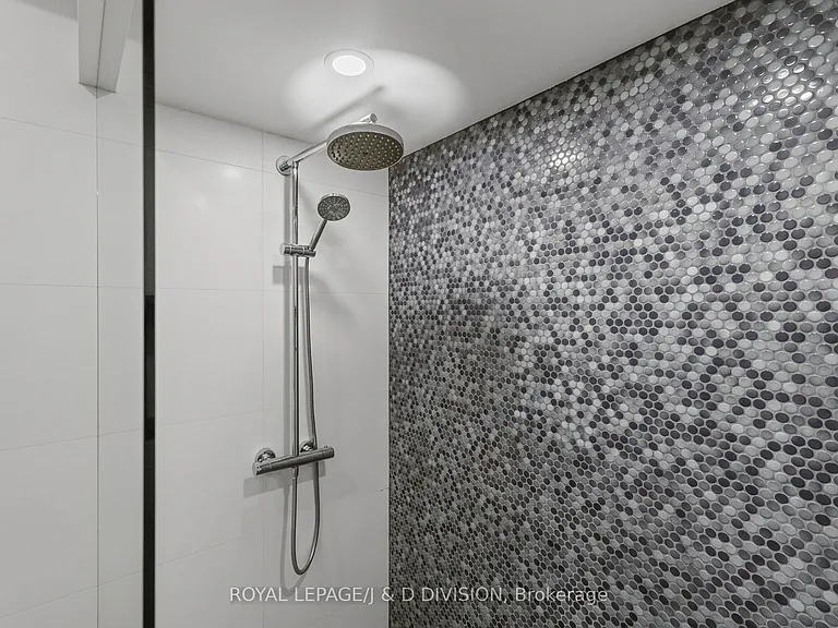 314 Lonsdale Rd #2 — Photo 22